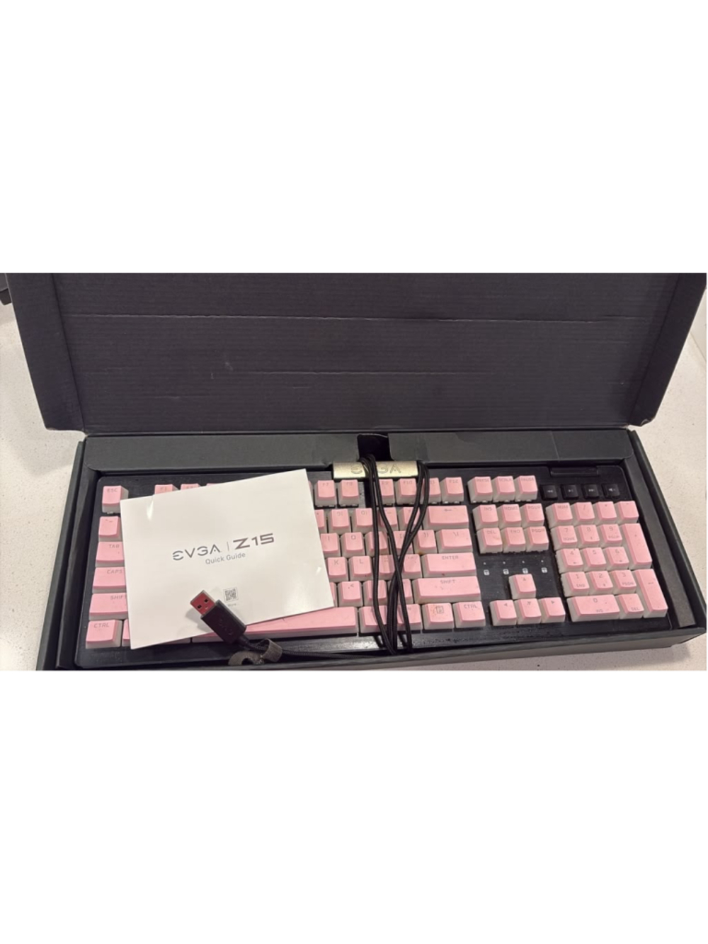 EVGA Z15 RGB Mechanical Gaming Keyboard Custom Pink Keycaps #N43a